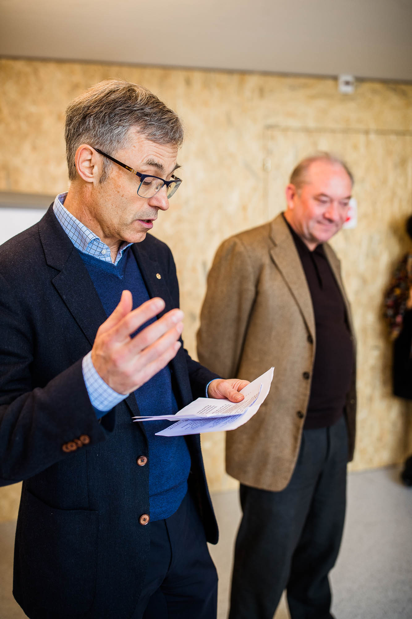 Export x3 1DX23077 Business 2020 Opening MOBI